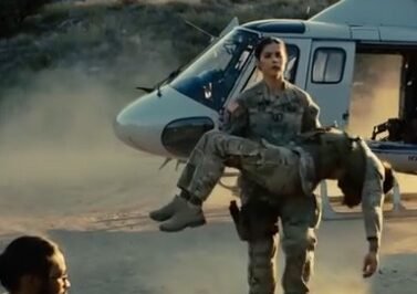 THE DAY A “WEAK” WOMAN MADE A ROOM FULL OF MEN GO SILENT