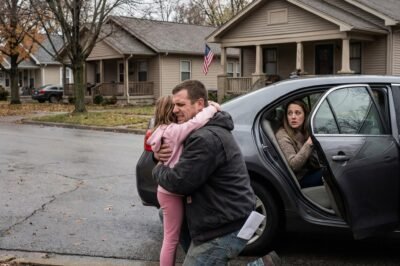 My 7-year-old hugged me goodbye… then slipped me a note and whispered, “Don’t read this until I’m gone.”